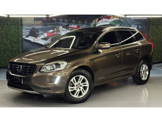 VOLVO XC60 2.0 T5 KINETIC GASOLINA 4P AUTOMÁTICO
